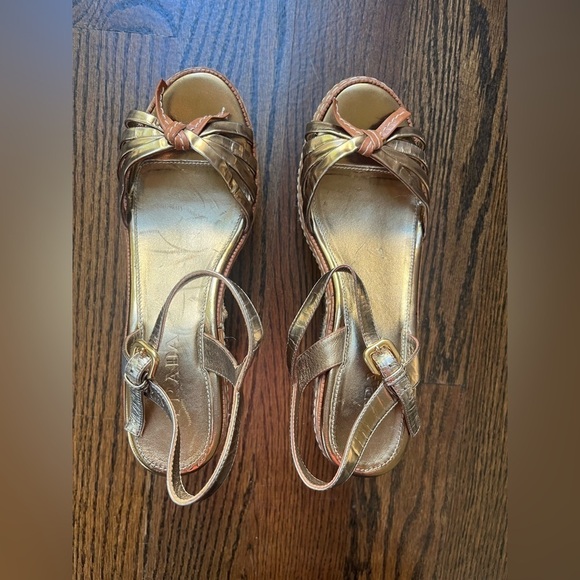 PRADA Patent Leather Espadrille Wedge Sandals Sz. 37 Gold/Brown Bow Accent - Picture 2 of 9